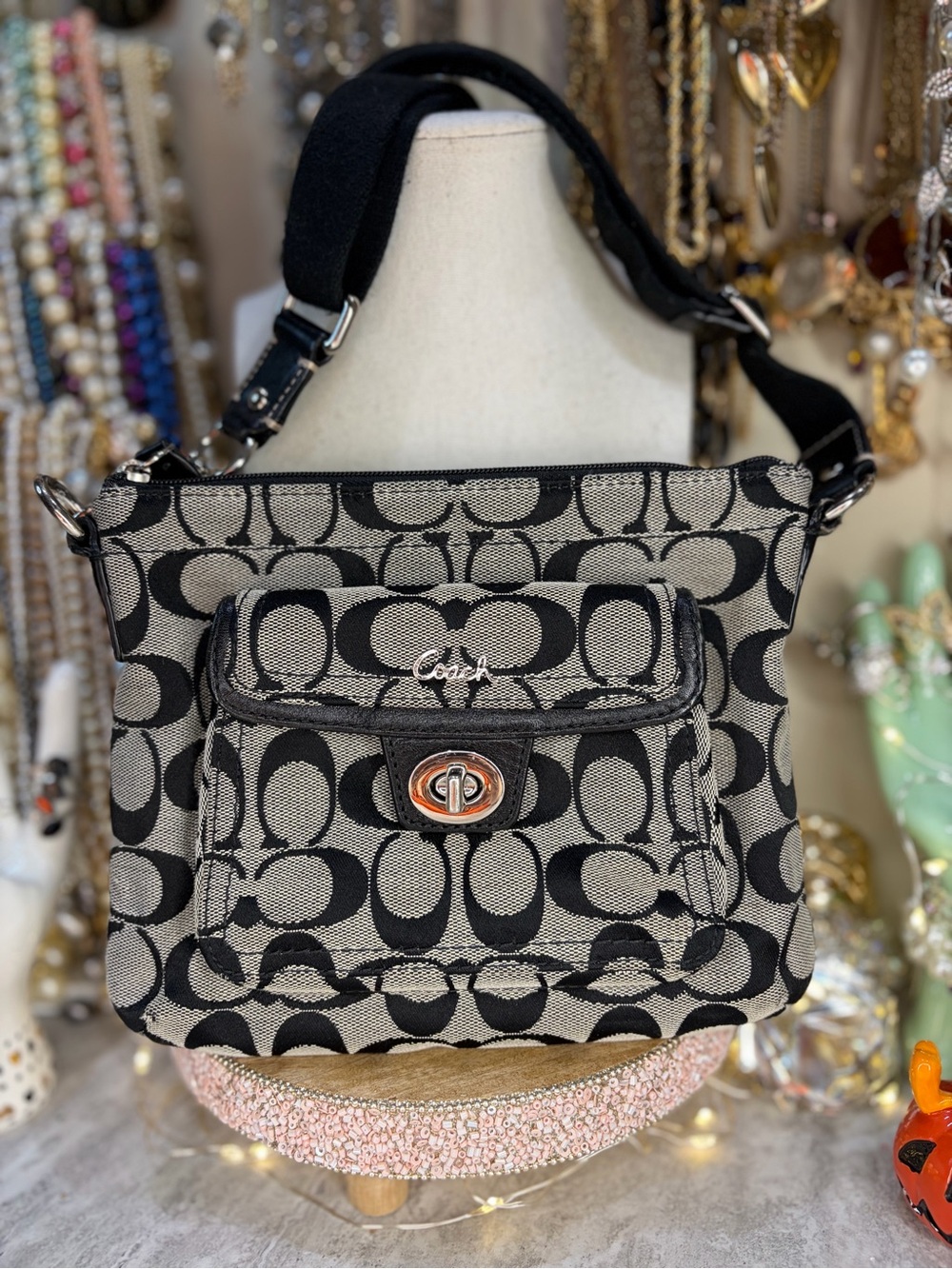 Coach Penelope Signature Turnlock Zip Crossbody Purse Bag Black Leather Trim